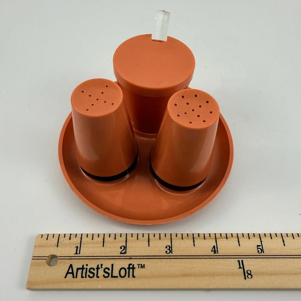 Retro Coral Pink‎ Plastic Condiment Caddy Salt Pepper Relish Jam Set 1970s